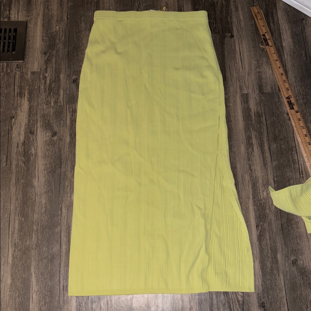 House of Harlow pistachio two 
Piece set - NWT medium - Picture 5 of 10
